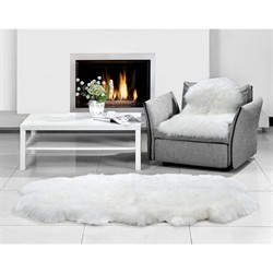 Veruca Modern Ivory Sheepskin 4 Pelt Fur Rug - 4'x6'|