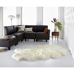 Veruca Modern Ivory Sheepskin 4 Pelt Fur Rug - 4'x6'|