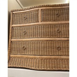 POWELL フレンチスタイル ヴィンテージ ハンドペイントキャビネット Worlds Away Celine Coastal Beach Natural Woven Rattan Brass Pull