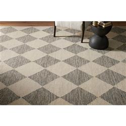Kaelith French Country Beige Wool Diamond Patterned Rug - 5'x7'6"|