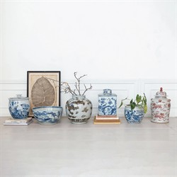 Estella Traditional White Porcelain Dragon Decorative Table Vase|