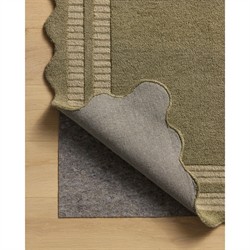 Scottie Updated Traditional Olive Wool Scalloped Solid Border Rug - 5'x7'6"|