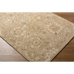 Shyna Updated Traditional Tan Wool Floral Patterned Rug - 5'x7'6"|