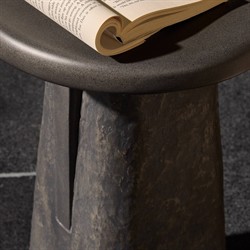 Daro Modern Classic Black Concrete Outdoor End Table|