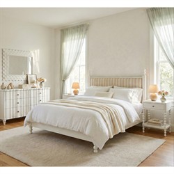 Dane Updated Traditional White Wood Finial Spindle Bed - Queen|