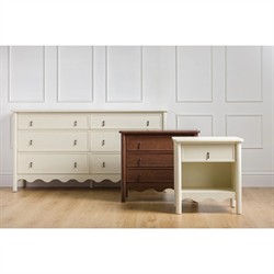 Maeva Updated Traditional Brown Oak Wood Scalloped Wide Nightstand |