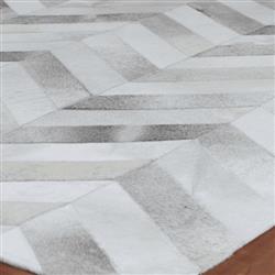 Lucas Modern Classic Silver Hide Chevron Patterned Rug - 5'x8'|