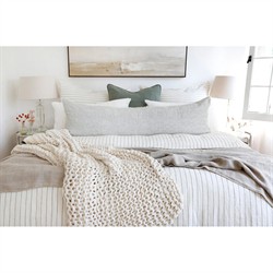 Finn Coastal Beach White Chunky Knit Throw Blanket|