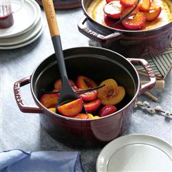 Staub Grenadine Red 2.75 Quart Cast Iron Round Cocotte Pot|