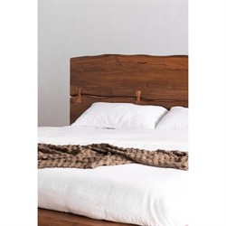 Atlas Rustic Lodge Brown Solid Acacia Wood Platform Bed - Queen|