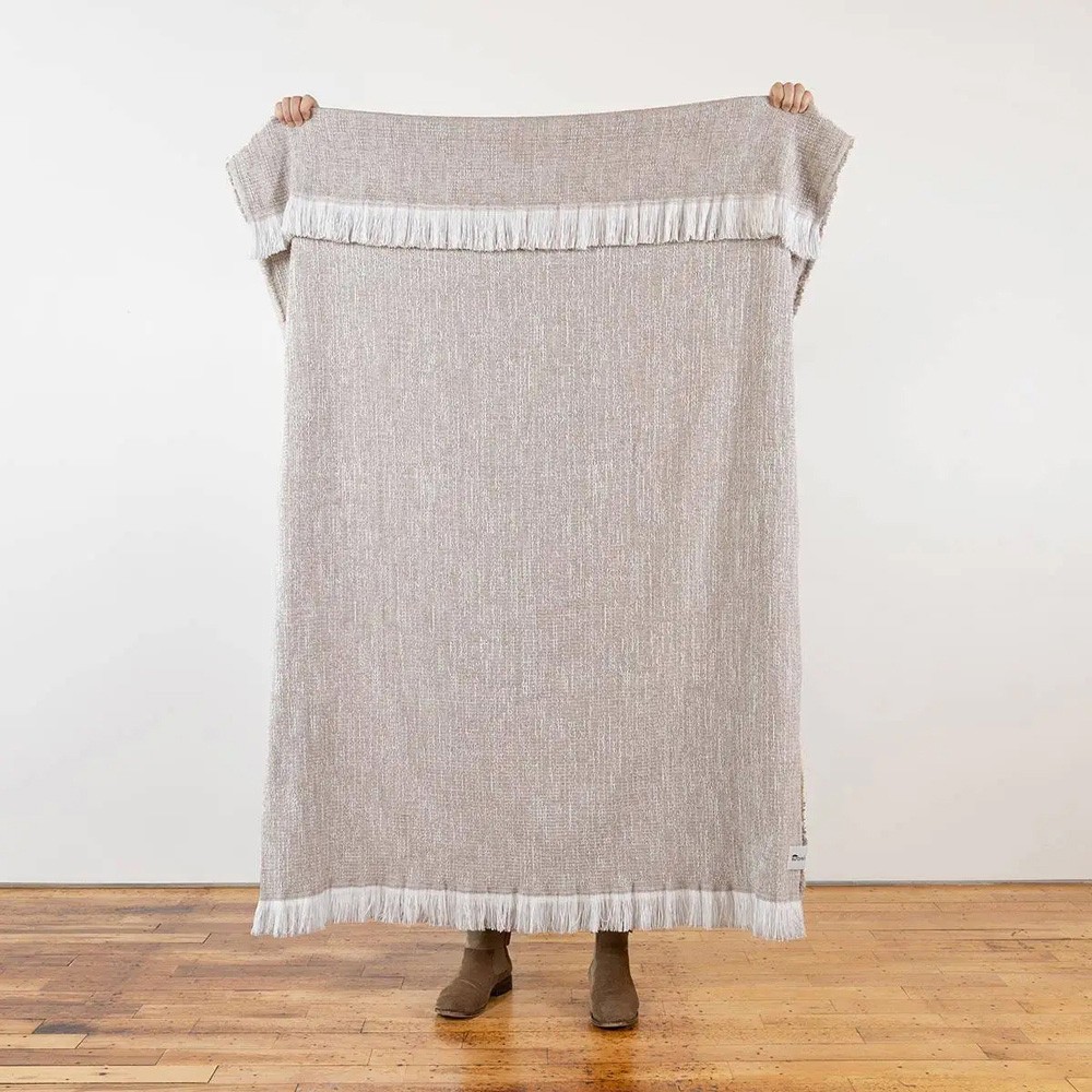 Haleigh Beige Crosshatch Textured Indoor / Outdoor Throw Blanket|