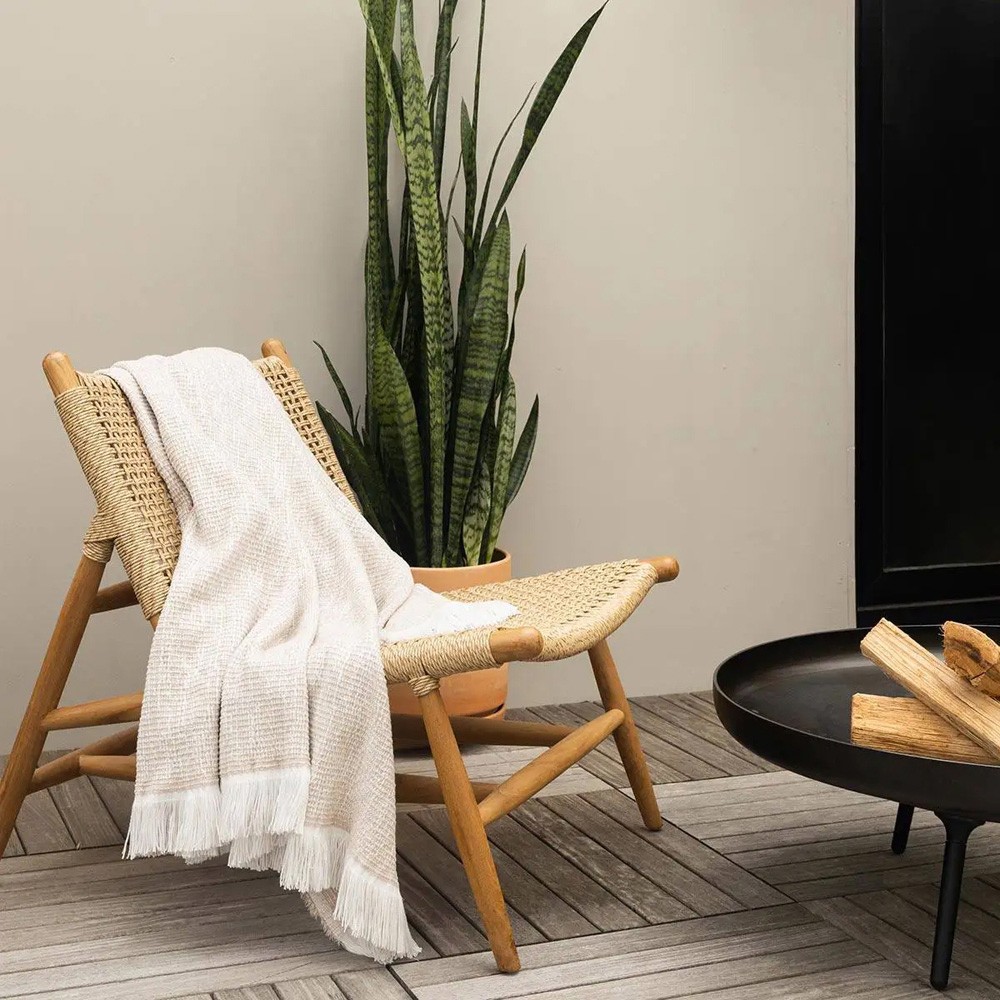 Haleigh Beige Crosshatch Textured Indoor / Outdoor Throw Blanket|