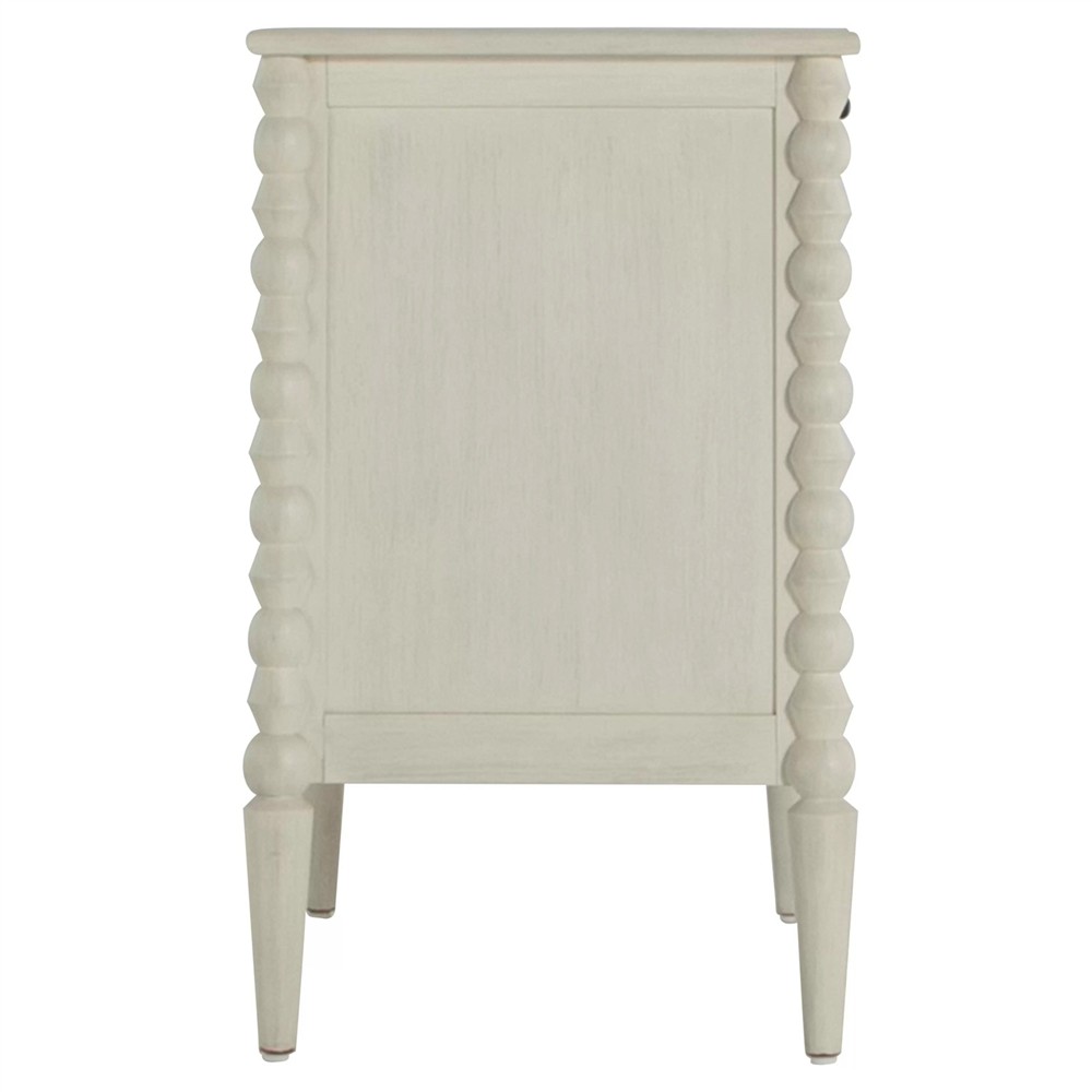 Jennifer Updated Traditional Cream Wood Chest|