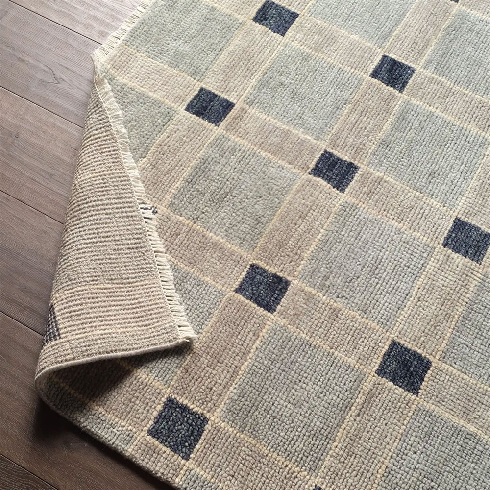 Malien Updated Traditional Blue Wool Grid Patterned Hand Knotted Rug ...