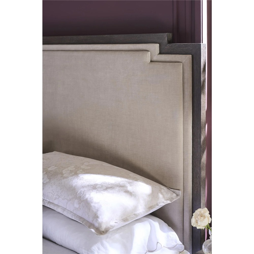 Shara Modern Classic Brown Oak Bed - Queen|