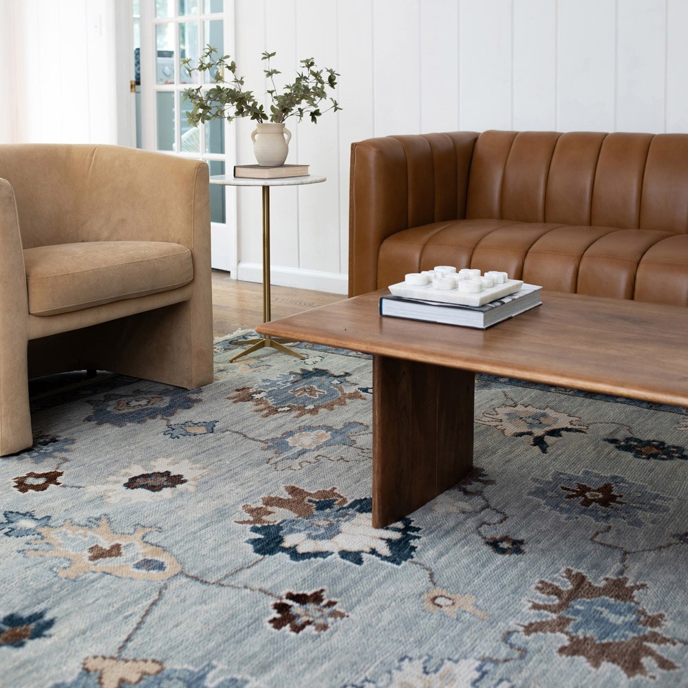 Rowan Updated Traditional Light Blue Wool Oushak Patterned Rug - 6'x9'|