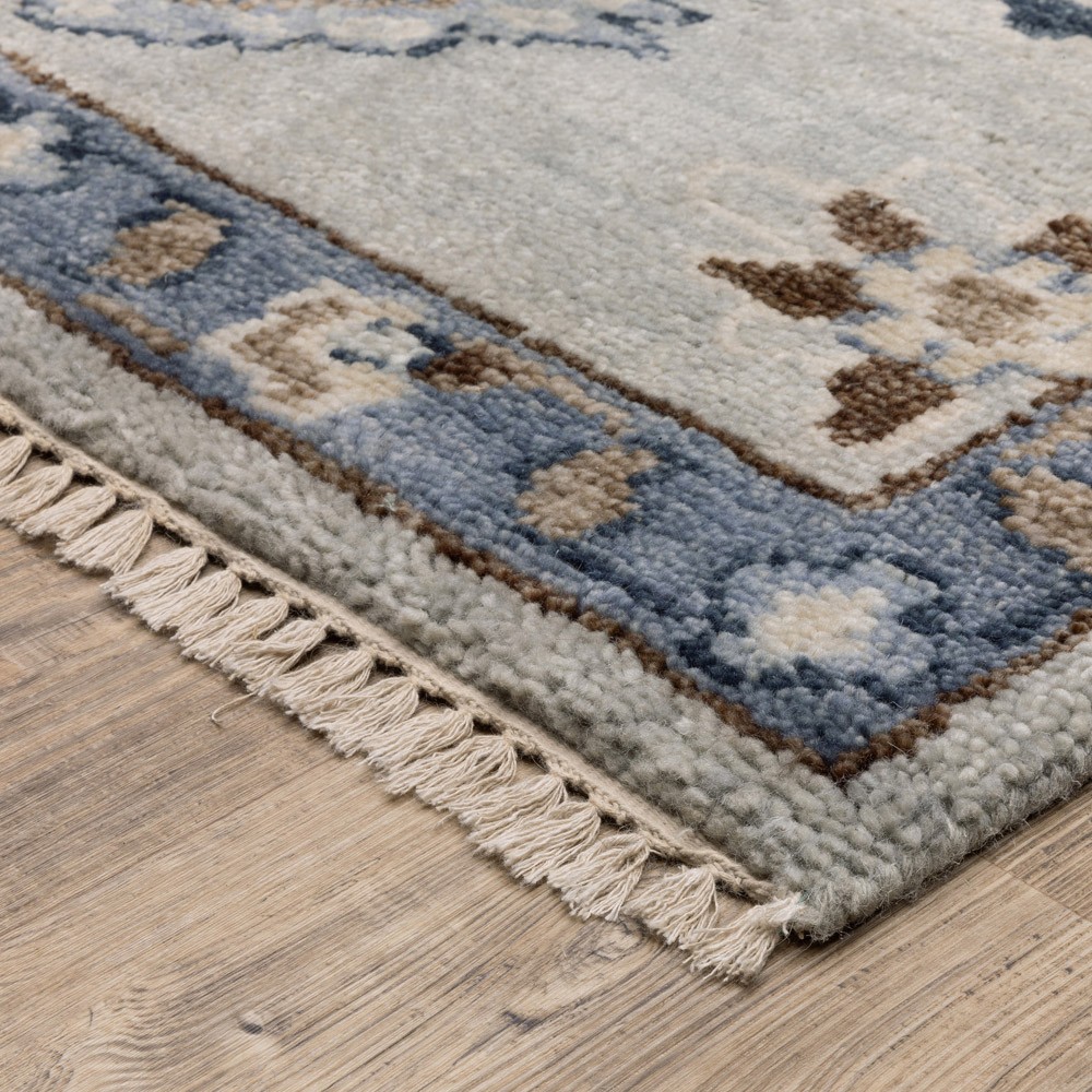 Rowan Updated Traditional Light Blue Wool Oushak Patterned Rug - 6'x9'|