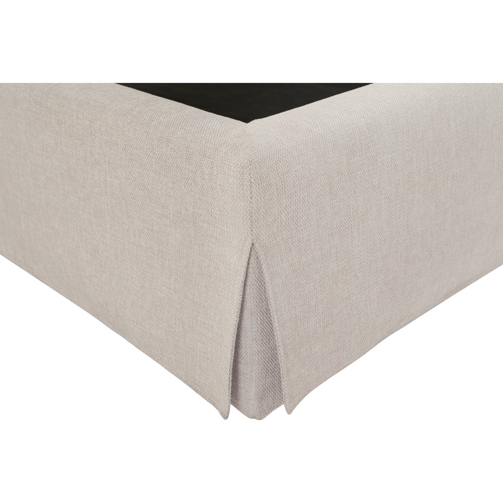 Kershaw Updated Traditional Cream Wingback Storage Bed - Queen|