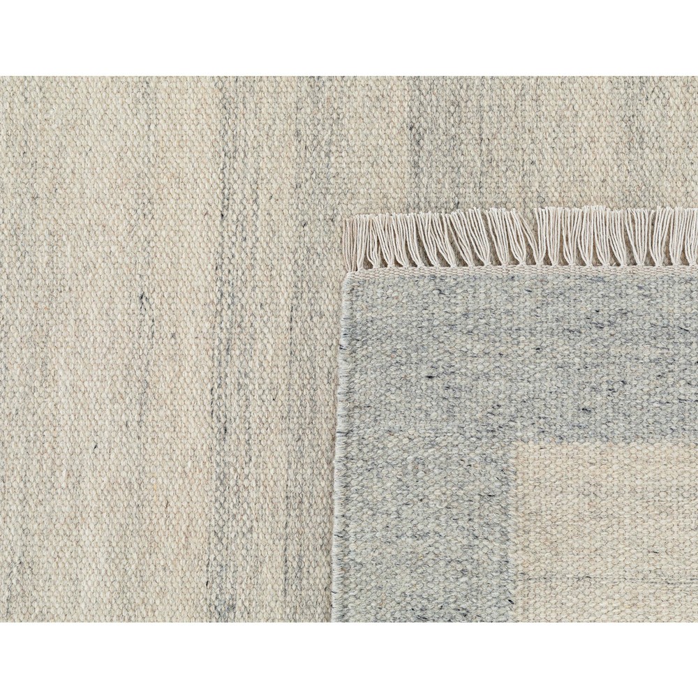 Lemuel Coastal Beach  Light Blue Wool Bordered Patterned Rug - 5'x8'|