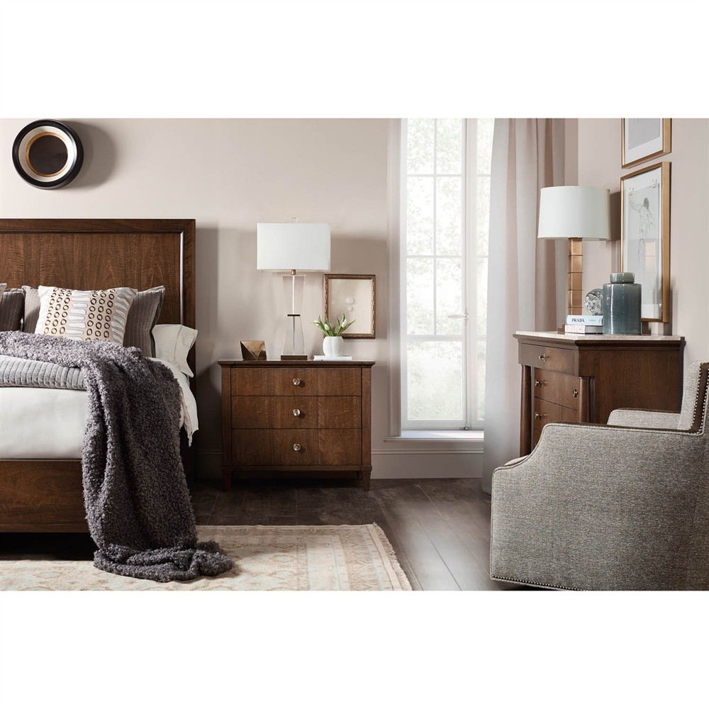 Alaine Modern Classic Dark Brown Walnut Wood Bed - Queen|