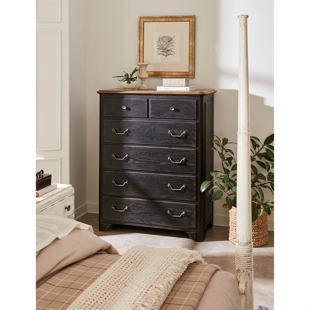 Americana Six-Drawer Chest | Hooker Furniture - 7050-90010-89