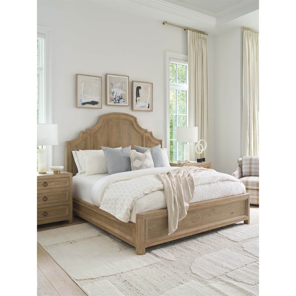 Valley Updated Traditional Brown Oak Wood Bed - Queen|