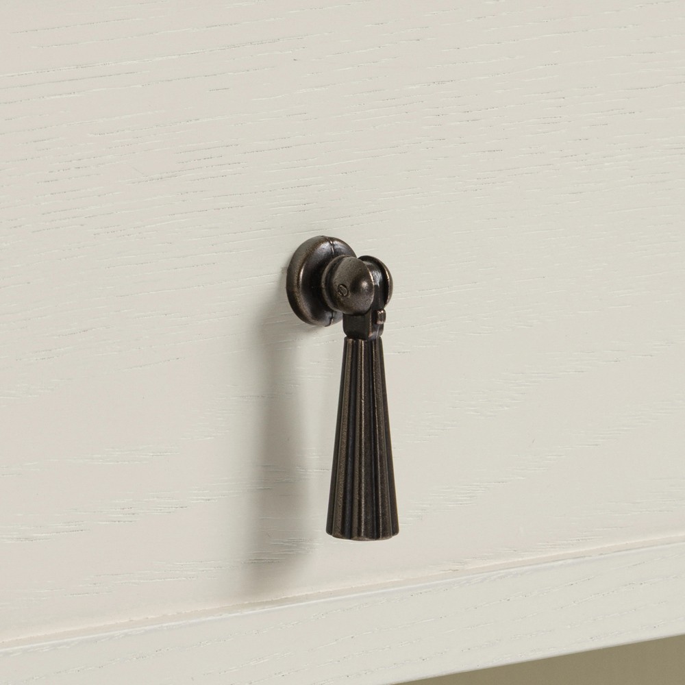 Maeva Updated Traditional Cream Oak Wood Scalloped Nightstand |