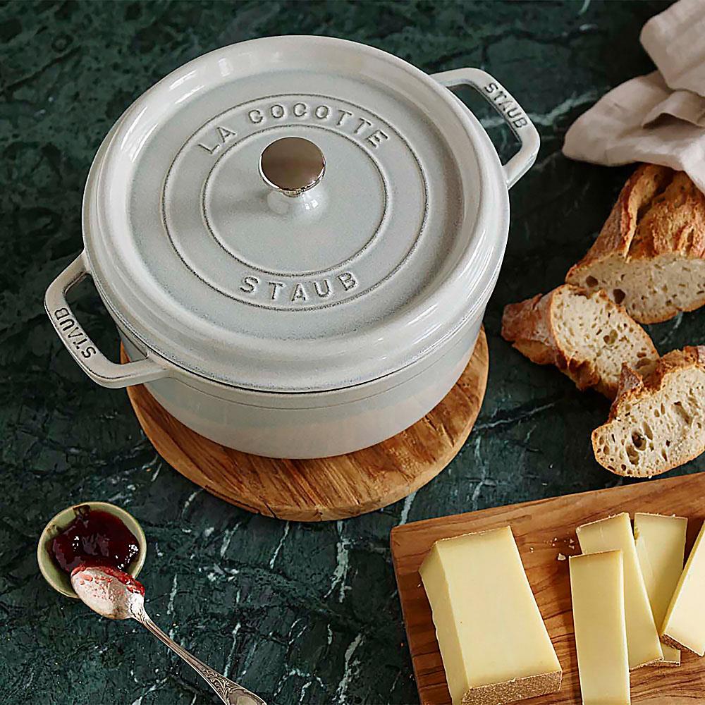 Staub White Truffle 2.75 Quart Cast Iron Round Cocotte Pot | Kathy