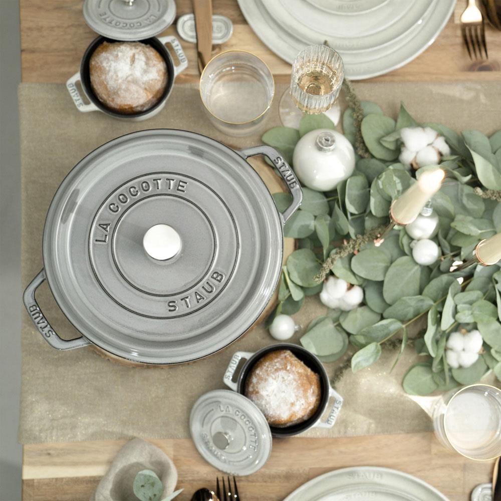 Amazon.com: ストウブ(Staub) ココット オーバル Pot, 27cm, 02