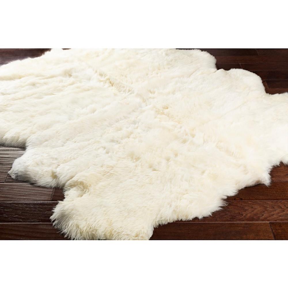 Nylah Modern Classic Ivory Sheepskin Rug - 6'x8'|