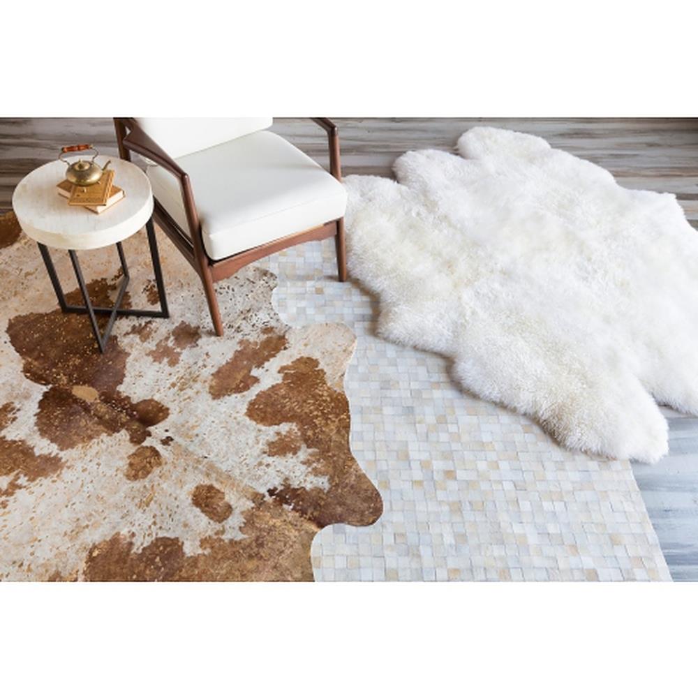Nylah Modern Classic Ivory Sheepskin Rug - 6'x8'|