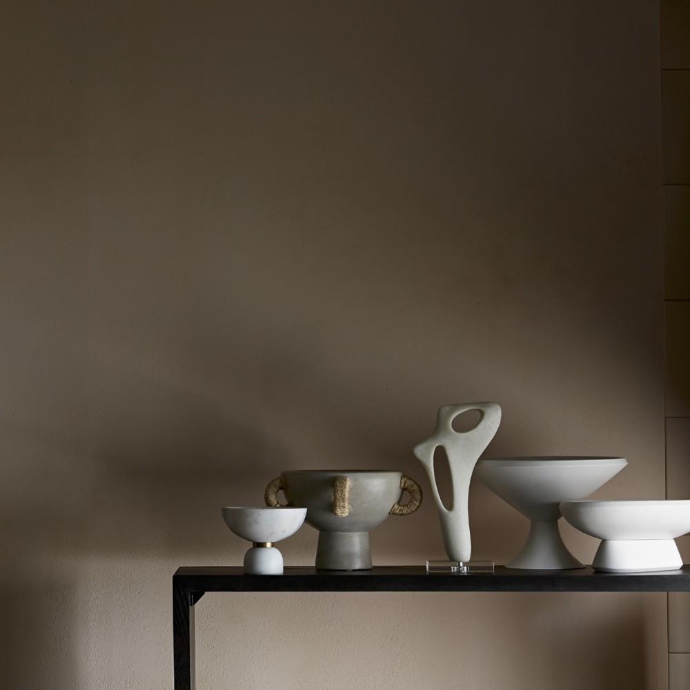 Clyde Coastal Beach Abaca-Wrapped Gray Terracotta Centerpiece|