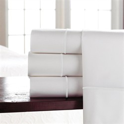 Open Box Peacock Alley Modern Boutique Cotton Percale Fitted Sheet - White Twin