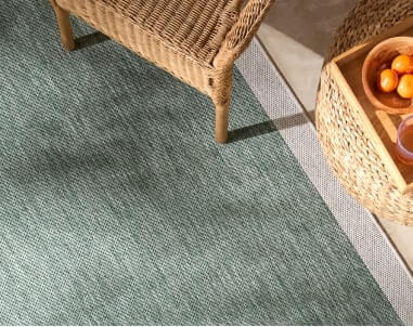 OUTDOOR RUGS